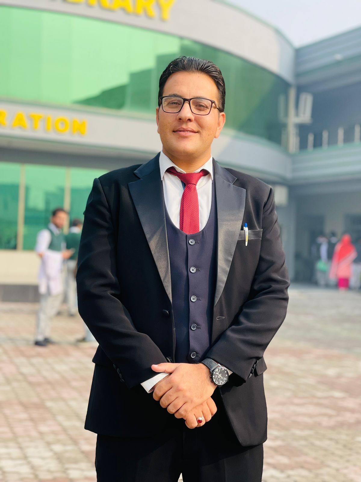 Mr. Sarzameen